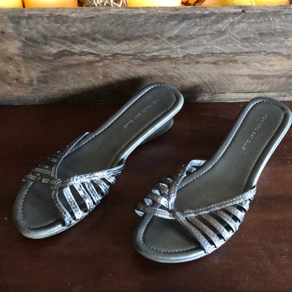 Wedge/heeled sandals